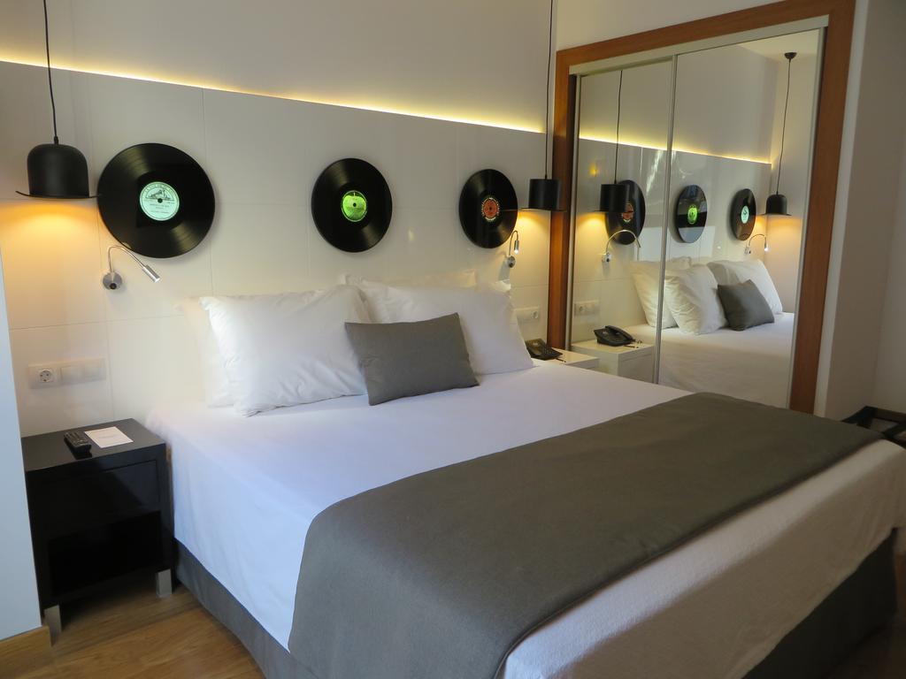Evenia Rocafort Barcelona Room photo